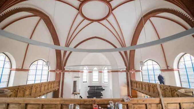 Interiér Červeného kostela v Olomouci