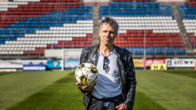 Janek ledecký na Andrově stadionu