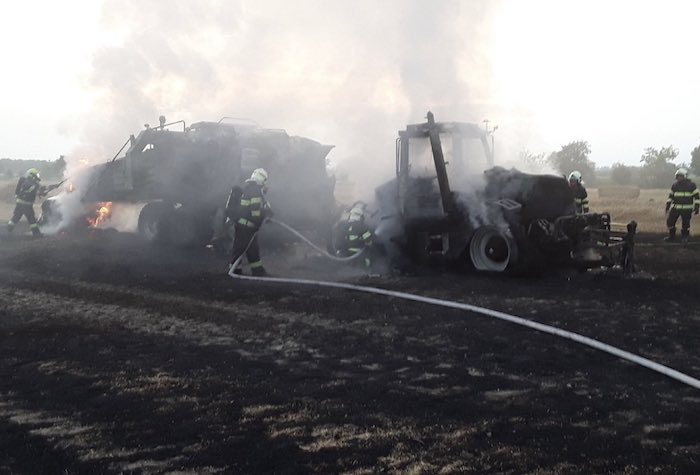 Požár traktoru