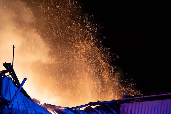 Požár průmyslové haly