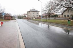 Skončila druhá etapa rekonstrukce silnice v Ostřešanech. Opět můžete projíždět