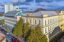 ZŠ a MŠ Komenského čeká změna ve vedení: radní vybrali nového ředitele