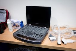 Do Antarktidy míří expedice z Masarykovy univerzity, veze lékařské vybavení