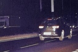 Devatenáctiletý řidič letěl Plzní 124 km/h. O čerstvý řidičák může brzy přijít