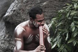 Tajemství pradávné odvahy: Jak první Australané objevili pevninu, kterou nemohli vidět