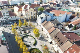 Zastavte se na půl hodiny v předvánočním shonu. Můžete si domů přinést světlo