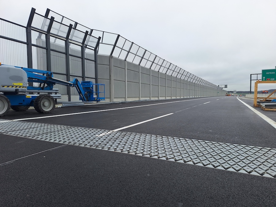 Dostavěná dálnice D1