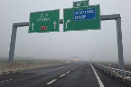 Nový úsek D55 mezi Olomoucí a Kokorami je otevřený, uleví přetížené silnici I/55