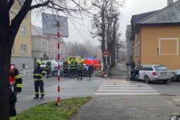 Utekl od nehody v centru Kladna. Alkohol, drogy – a rozsudek během dvou dnů