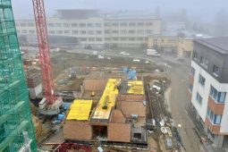 V novoměstské nemocnici vzniká nový pavilon dialýzy, už se rýsuje hrubá stavba