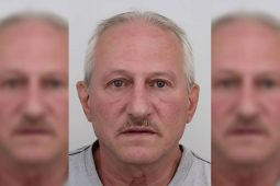 Policie pátrá po čtyřiašedesátiletém muži z Náchoda. Zmizel po večerní společenské akci