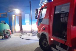 Večerní požár restaurace ve Špindlerově Mlýně způsobil škodu za stovky tisíc