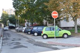Na ulicích Nitranská a Rumunská vzniknou nová parkovací místa