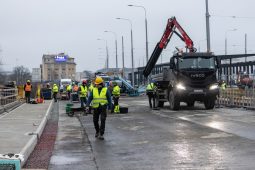 Konec přestupů na autobusy. Na náměstí Republiky se vrací tramvaje
