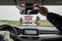 Na řadu přichází eCall nové generace. Rychleji pomůže tam, kde rozhodují vteřiny