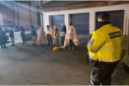 Nelegální migranti odhaleni na Vysočině. Skrývali se v kamionu s autodíly