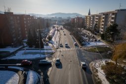 Frýdecko-místecká radnice reaguje nejen na nehodu miminka na Bruzovské: V ulici chce radar