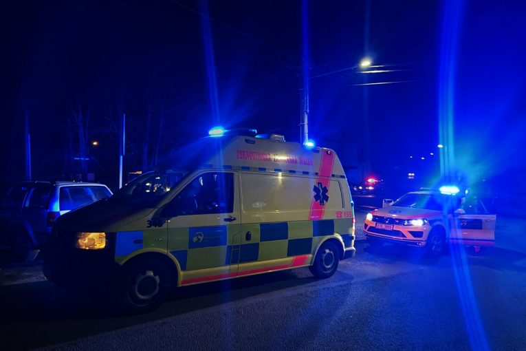 Krušná silvestrovská noc moravskoslezské záchranky: Opilí, musela ošetřit i poranění hlav