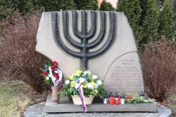 Vsetín uctil památku obětí holocaustu