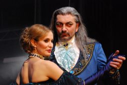 Proč je krásná a všemi obdivovaná Monika Absolonová raději sama se jen syny, ale bez chlapa?