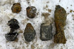 Granát z války zastavil obnovu nádrže. Do akce nastoupili pyrotechnici