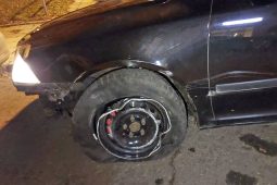 Opilá řidička nemohla trefit domů, cestou několikrát bourala