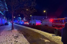 AKTUALIZOVÁNO: Policie útok kvalifikuje jako pokus o vraždu, evakuováno až 2 000 lidí