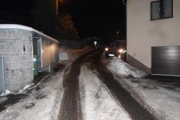 Ujel od zraněné chodkyně. Policie pátrá po řidiči i svědcích nehody v Liberci