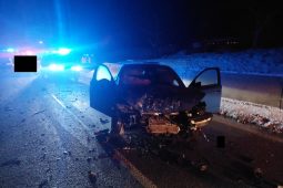 Nehoda na Semilsku si vyžádala pět zraněných. Řidič vjel do protisměru a narazil do dvou aut