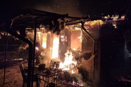 Noční požár zničil zahradní domek, škoda dosáhla téměř milionu korun