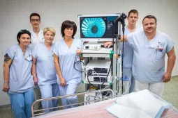 Nová endoskopická věž pomůže lékařům v Ostravě včas odhalit rakovinu tlustého střeva