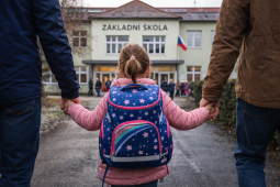 Ať vám termín neuteče: Víte kdy jít v Příbrami k zápisu do první třídy?