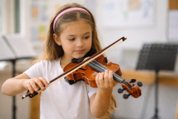 Kroužky nejsou samozřejmost. Projekt pomáhá dětem i rodinám z Berouna