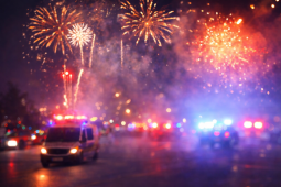 Silvestr ve středních Čechách: požáry, tragická nehoda i lavina stížností na ohňostroje