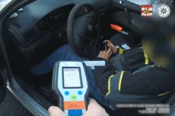 VIDEO: Pil jste něco před jízdou? „Ne.” Ale nám to ukazuje 4,32 promile