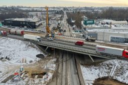 Víkendová demolice mostu uzavřela Kaštanovou ulici v Brně