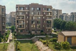 Poslanci chtějí urychlit výstavbu, budou projednávat další novelu stavebního zákona. Co přinese?