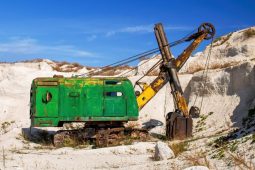 Občané i starostové odmítají těžbu. Protestují i proti průzkumným vrtům
