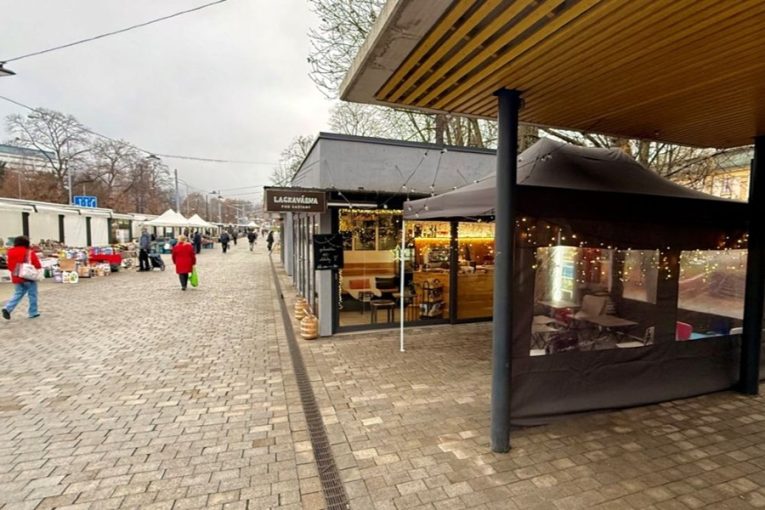 Tržiště pod Kaštany mění pravidla pro zimní měsíce. Prodejci mohou nabízet zboží zdarma