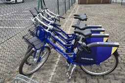 Rožnov zavádí sdílená kole, na kterých se projedete i po Cyklostezce Bečva