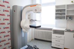 Konec dojíždění za prevencí. Jesenická nemocnice má nové mamografické pracoviště
