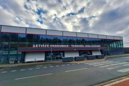 Letiště reaguje na rostoucí zájem cestujících. Plánuje otevřít druhé patro terminálu