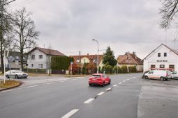 Přeměna křižovatky zajistí bezpečnější přechod pro chodce