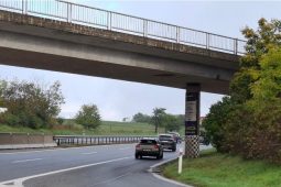 Most u Jíloviště jde k zemi. Řidiče čeká velká změna nad D4