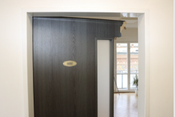 Plzeňští policisté zasahovali: Od nože po krádeže a ohrožení života