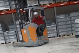 Policisté „ucpali“ průmyslovou zónu: Akce ŠPUNT překvapila zaměstnance na Tachovsku!