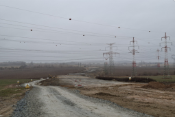 Místo vlaků budou jezdit autobusy: Výluka mezi Plzní a Klatovy začne kvůli přeštickému obchvatu