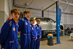 Studenti oboru automechanik získali moderní dílny. Odpovídají realitě provozů 21. století