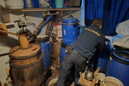 Celníci odhalili nelegální pálenici na Kyjovsku