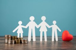 Superdávka se odkládá o tři měsíce, úřad práce nestíhá